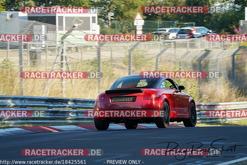 Bild #18425561 - Touristenfahrten Nürburgring Nordschleife (10.08.2022)