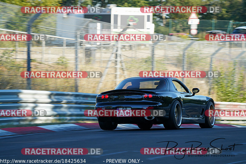 Bild #18425634 - Touristenfahrten Nürburgring Nordschleife (10.08.2022)