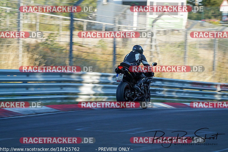 Bild #18425762 - Touristenfahrten Nürburgring Nordschleife (10.08.2022)