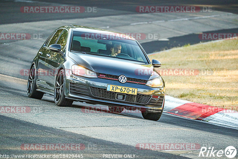 Bild #18429445 - Touristenfahrten Nürburgring Nordschleife (10.08.2022)