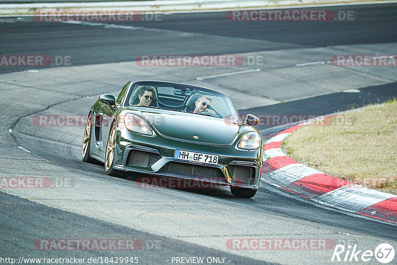 Bild #18429945 - Touristenfahrten Nürburgring Nordschleife (10.08.2022)