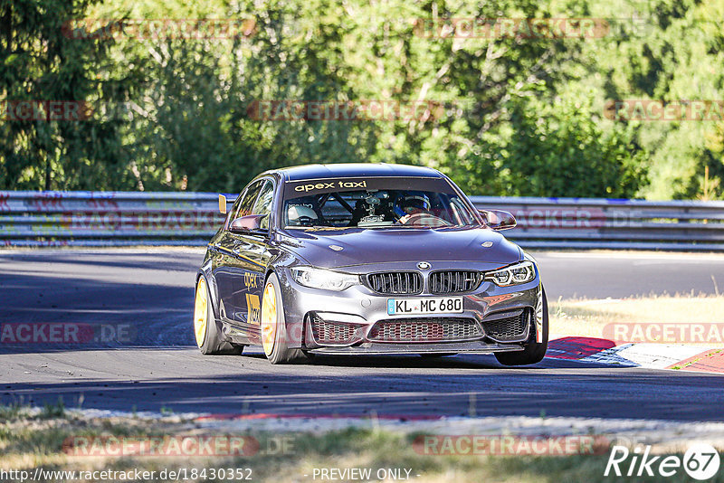 Bild #18430352 - Touristenfahrten Nürburgring Nordschleife (10.08.2022)