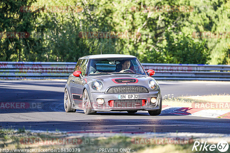 Bild #18430379 - Touristenfahrten Nürburgring Nordschleife (10.08.2022)