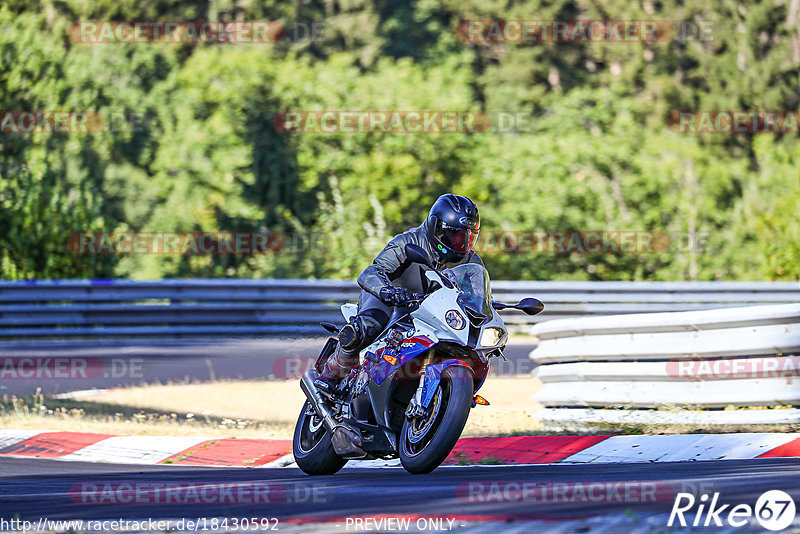 Bild #18430592 - Touristenfahrten Nürburgring Nordschleife (10.08.2022)