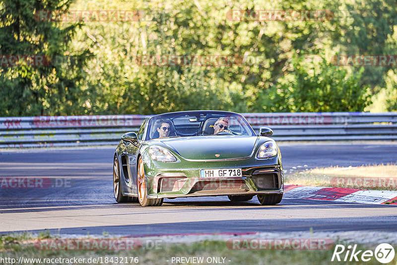 Bild #18432176 - Touristenfahrten Nürburgring Nordschleife (10.08.2022)