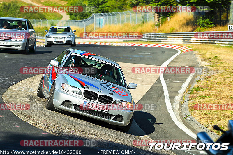 Bild #18432390 - Touristenfahrten Nürburgring Nordschleife (10.08.2022)