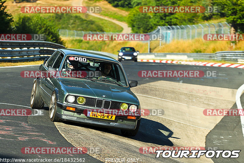 Bild #18432562 - Touristenfahrten Nürburgring Nordschleife (10.08.2022)