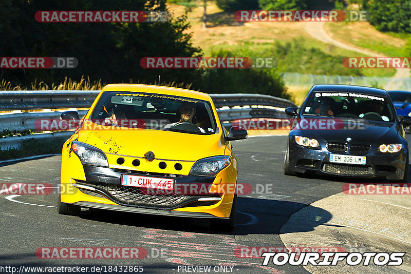 Bild #18432865 - Touristenfahrten Nürburgring Nordschleife (10.08.2022)