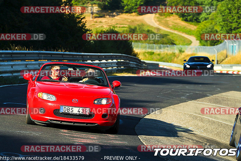 Bild #18433579 - Touristenfahrten Nürburgring Nordschleife (10.08.2022)