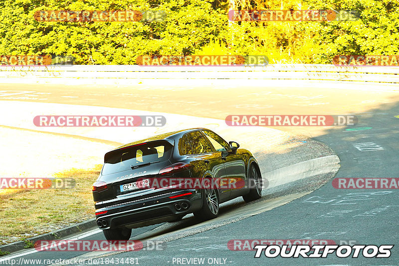 Bild #18434481 - Touristenfahrten Nürburgring Nordschleife (10.08.2022)