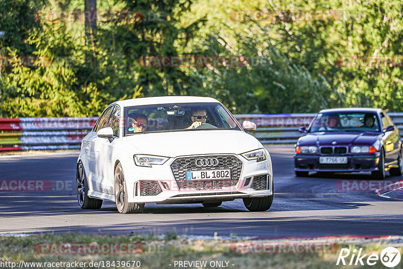 Bild #18439670 - Touristenfahrten Nürburgring Nordschleife (11.08.2022)