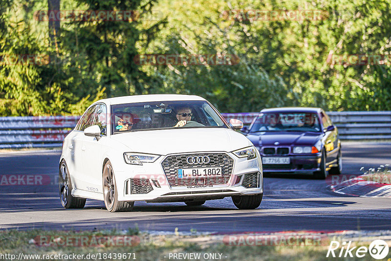 Bild #18439671 - Touristenfahrten Nürburgring Nordschleife (11.08.2022)