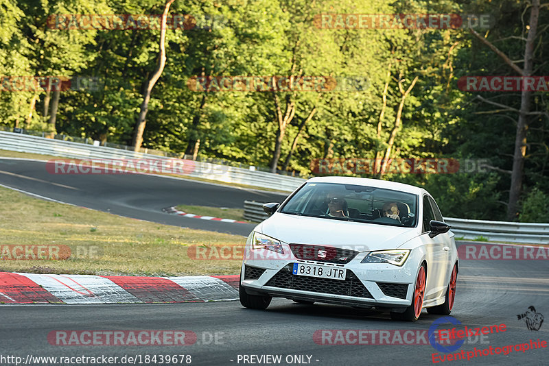 Bild #18439678 - Touristenfahrten Nürburgring Nordschleife (11.08.2022)