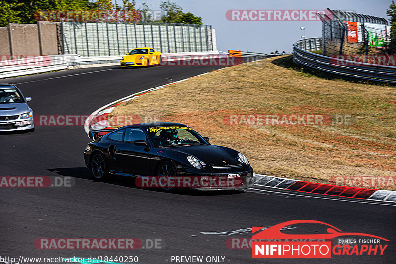 Bild #18440250 - Touristenfahrten Nürburgring Nordschleife (11.08.2022)