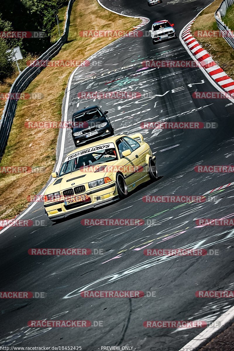 Bild #18452425 - Touristenfahrten Nürburgring Nordschleife (13.08.2022)