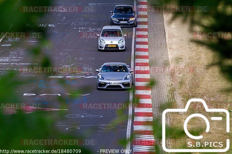 Bild #18480709 - Touristenfahrten Nürburgring Nordschleife (14.08.2022)