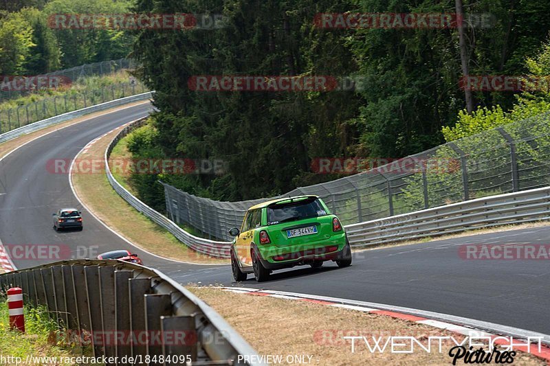 Bild #18484095 - Touristenfahrten Nürburgring Nordschleife (14.08.2022)