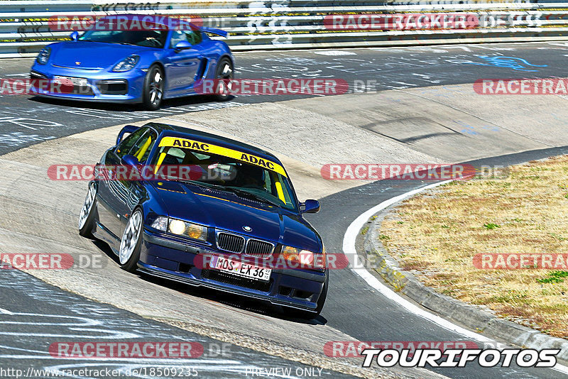 Bild #18509235 - Touristenfahrten Nürburgring Nordschleife (14.08.2022)