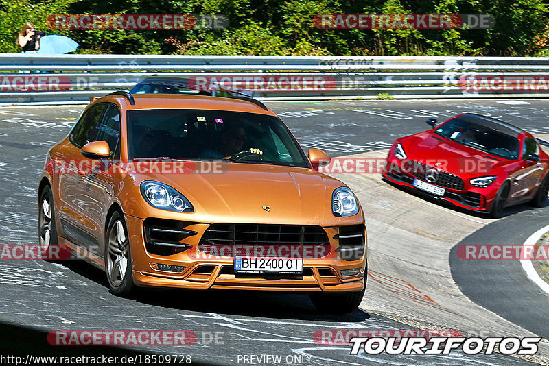 Bild #18509728 - Touristenfahrten Nürburgring Nordschleife (14.08.2022)