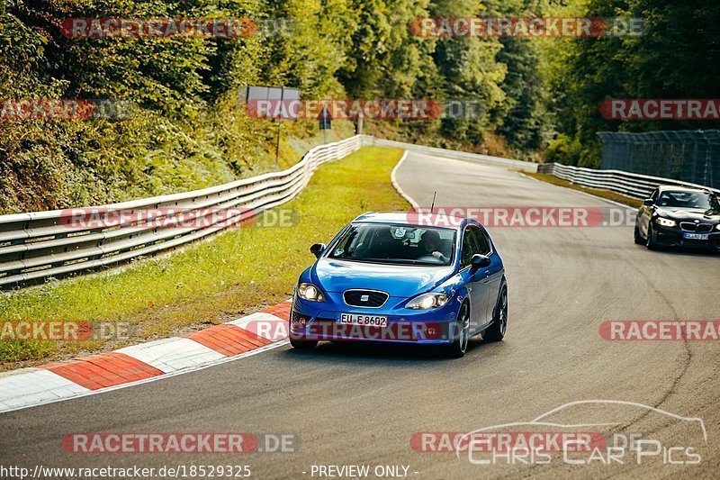 Bild #18529325 - Touristenfahrten Nürburgring Nordschleife (16.08.2022)