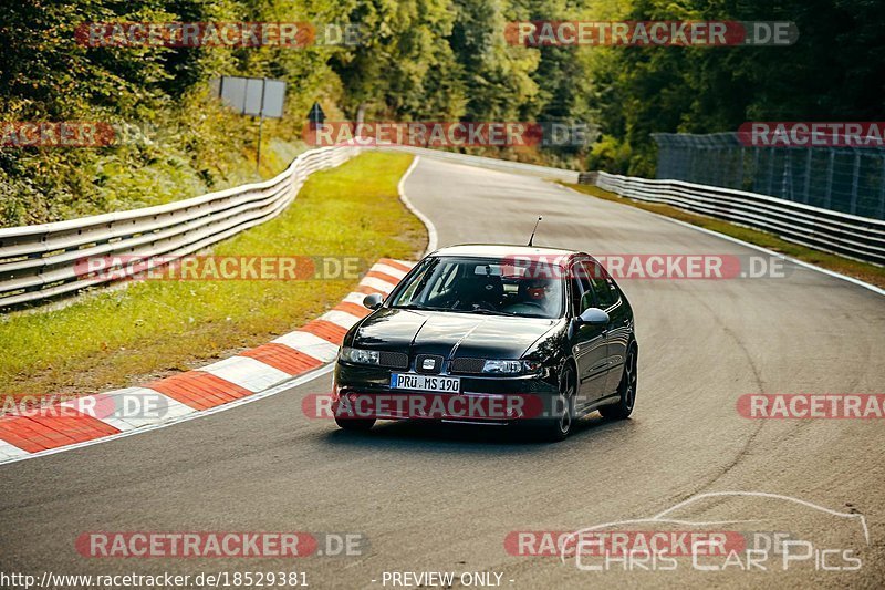 Bild #18529381 - Touristenfahrten Nürburgring Nordschleife (16.08.2022)