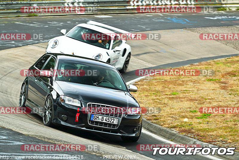 Bild #18580618 - Touristenfahrten Nürburgring Nordschleife (19.08.2022)