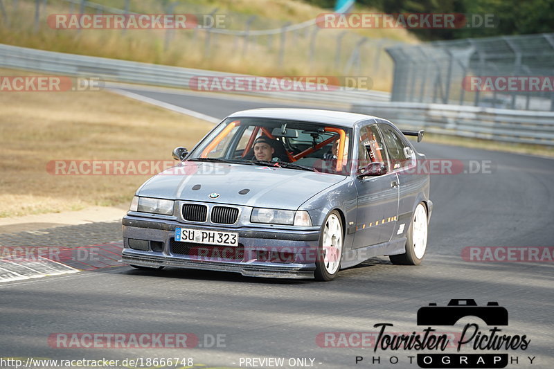 Bild #18666748 - Touristenfahrten Nürburgring Nordschleife (22.08.2022)