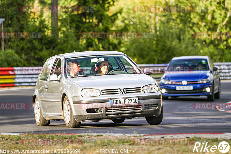 Bild #18696094 - Touristenfahrten Nürburgring Nordschleife (23.08.2022)