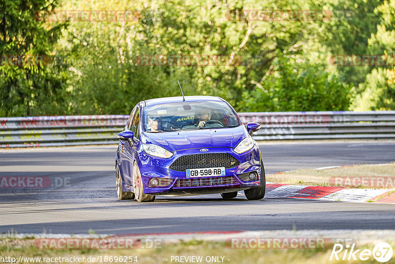 Bild #18696254 - Touristenfahrten Nürburgring Nordschleife (23.08.2022)