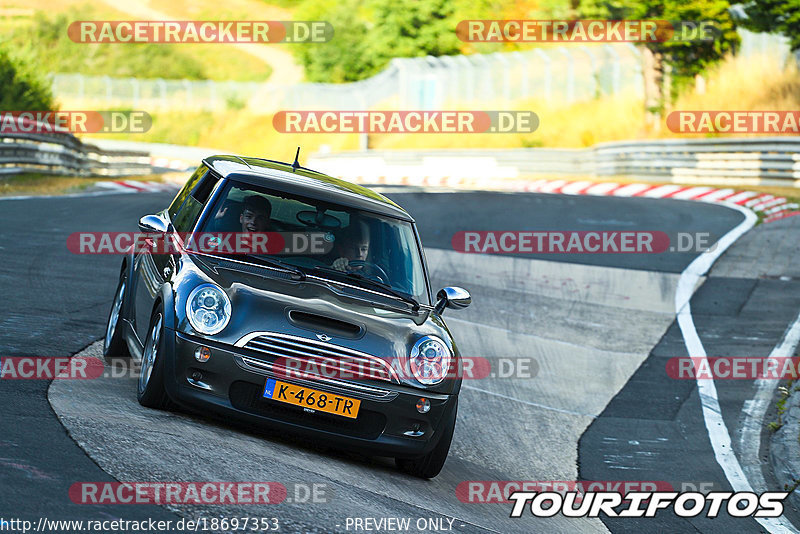 Bild #18697353 - Touristenfahrten Nürburgring Nordschleife (23.08.2022)