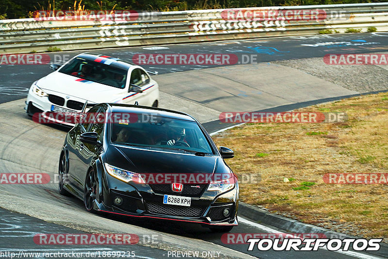 Bild #18699235 - Touristenfahrten Nürburgring Nordschleife (23.08.2022)