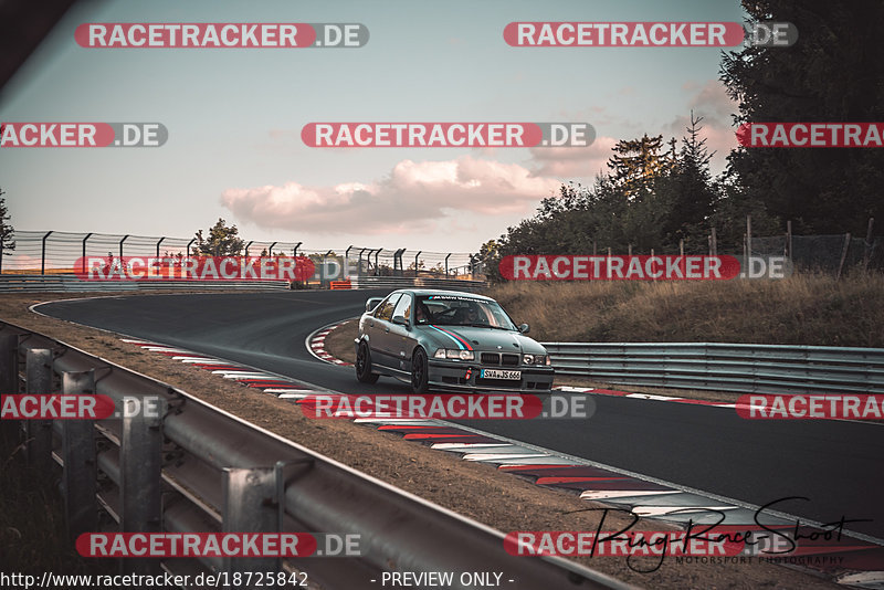 Bild #18725842 - Touristenfahrten Nürburgring Nordschleife (25.08.2022)