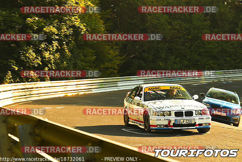 Bild #18732061 - Touristenfahrten Nürburgring Nordschleife (25.08.2022)