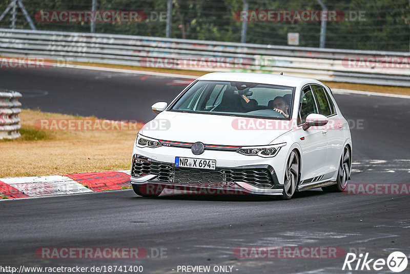 Bild #18741400 - Touristenfahrten Nürburgring Nordschleife (26.08.2022)