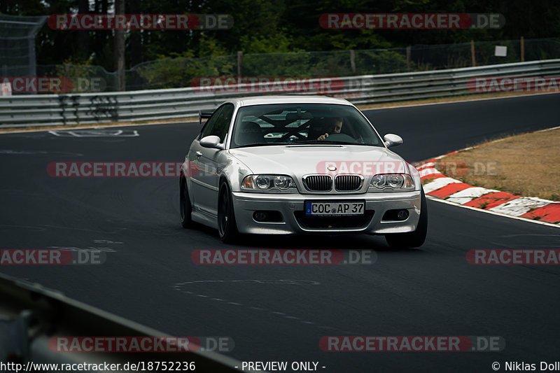 Bild #18752236 - Touristenfahrten Nürburgring Nordschleife (26.08.2022)