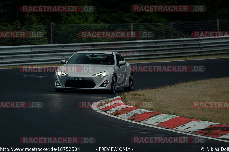 Bild #18752504 - Touristenfahrten Nürburgring Nordschleife (26.08.2022)