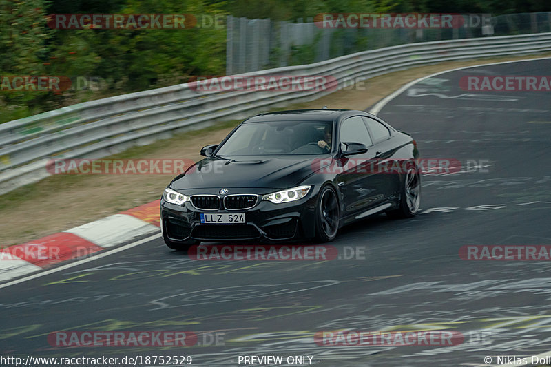 Bild #18752529 - Touristenfahrten Nürburgring Nordschleife (26.08.2022)