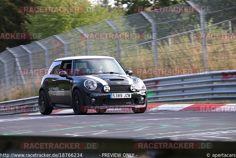 Bild #18766234 - Touristenfahrten Nürburgring Nordschleife (28.08.2022)