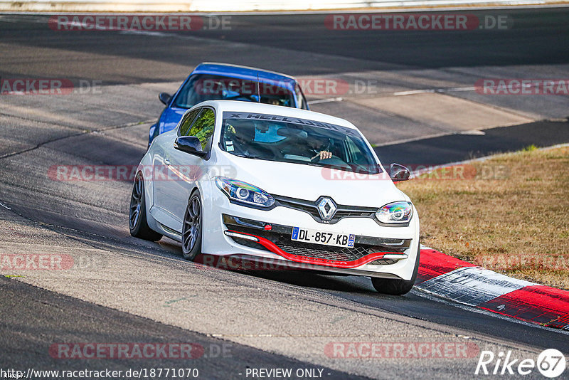 Bild #18771070 - Touristenfahrten Nürburgring Nordschleife (28.08.2022)