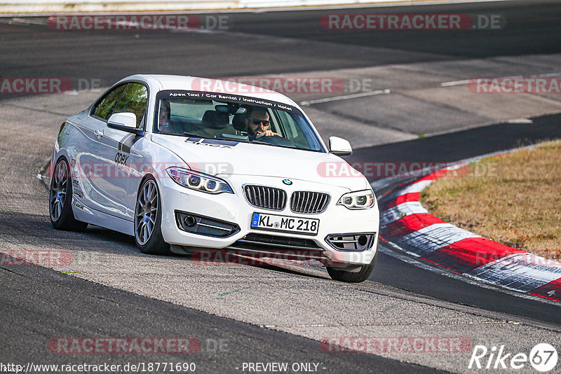 Bild #18771690 - Touristenfahrten Nürburgring Nordschleife (28.08.2022)