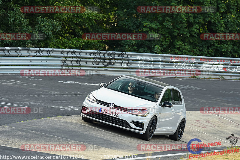 Bild #18771849 - Touristenfahrten Nürburgring Nordschleife (28.08.2022)