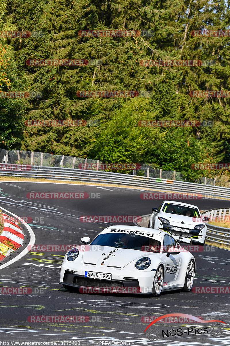 Bild #18775423 - Touristenfahrten Nürburgring Nordschleife (28.08.2022)