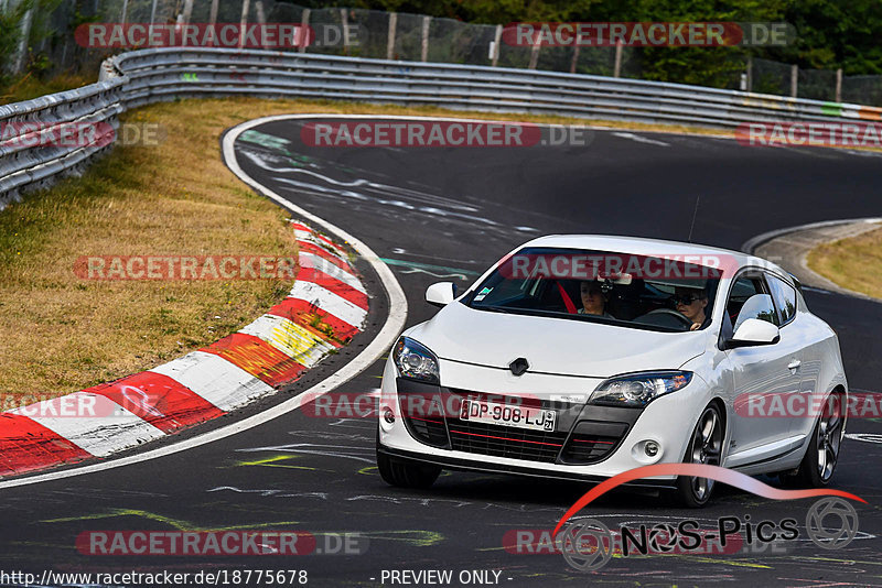 Bild #18775678 - Touristenfahrten Nürburgring Nordschleife (28.08.2022)