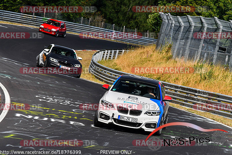 Bild #18776399 - Touristenfahrten Nürburgring Nordschleife (28.08.2022)