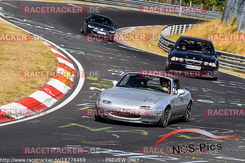 Bild #18776469 - Touristenfahrten Nürburgring Nordschleife (28.08.2022)