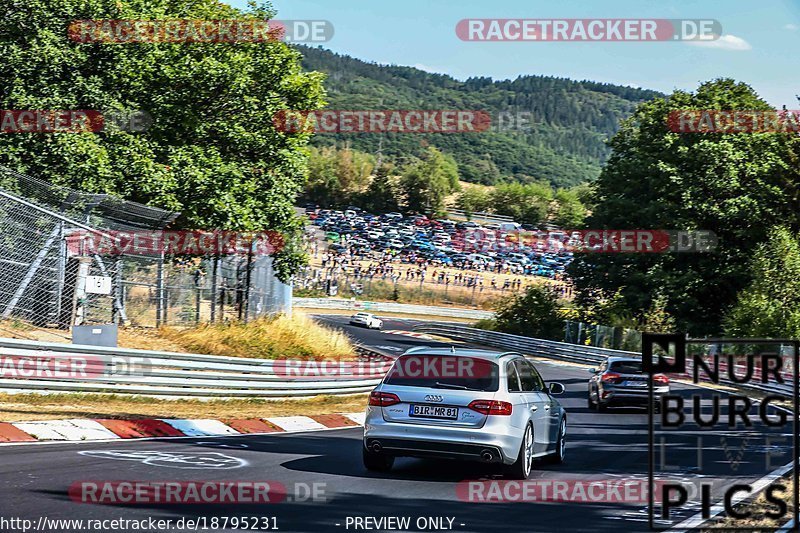 Bild #18795231 - Touristenfahrten Nürburgring Nordschleife (28.08.2022)