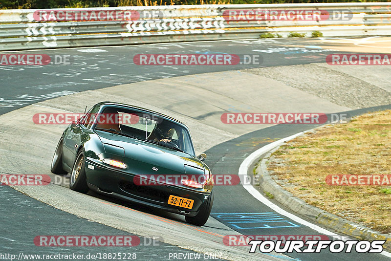 Bild #18825228 - Touristenfahrten Nürburgring Nordschleife (28.08.2022)