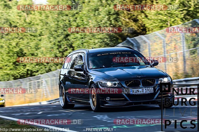 Bild #18859745 - Touristenfahrten Nürburgring Nordschleife (30.08.2022)