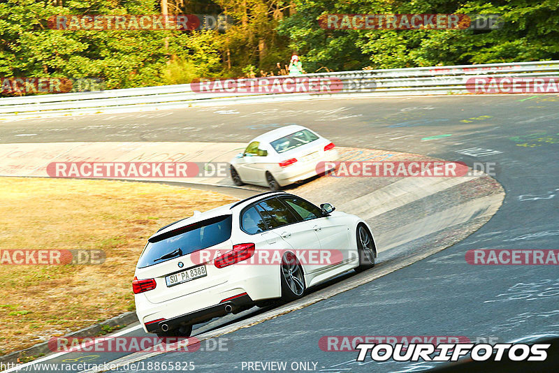 Bild #18865825 - Touristenfahrten Nürburgring Nordschleife (30.08.2022)