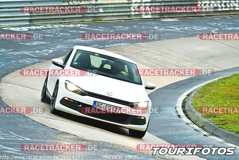 Bild #19054252 - Touristenfahrten Nürburgring Nordschleife (18.09.2022)